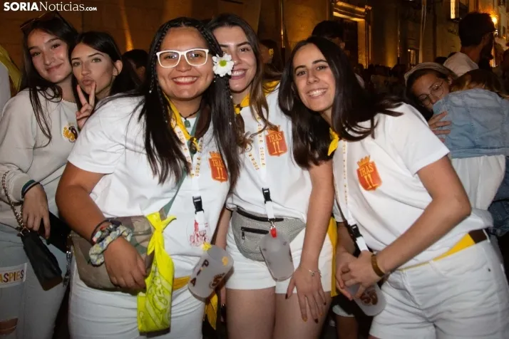 Desfile de peñas El Burgo 2024