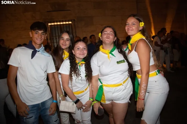 Desfile de peñas El Burgo 2024