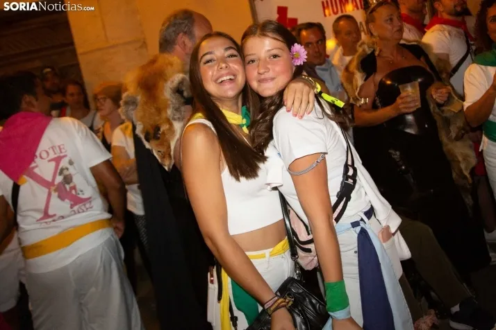 Desfile de peñas El Burgo 2024