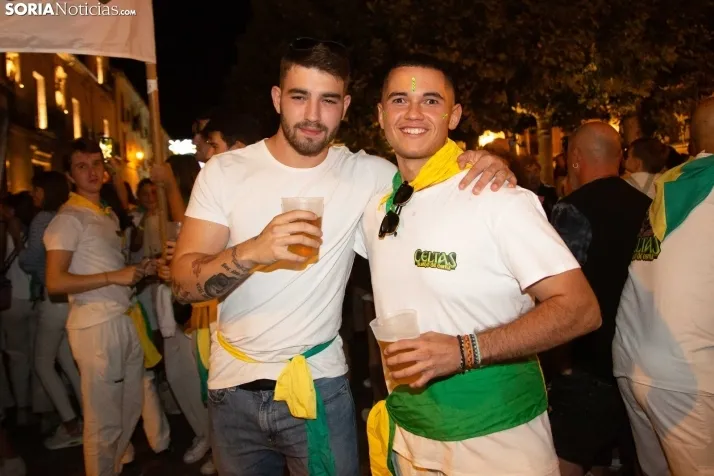 Desfile de peñas El Burgo 2024