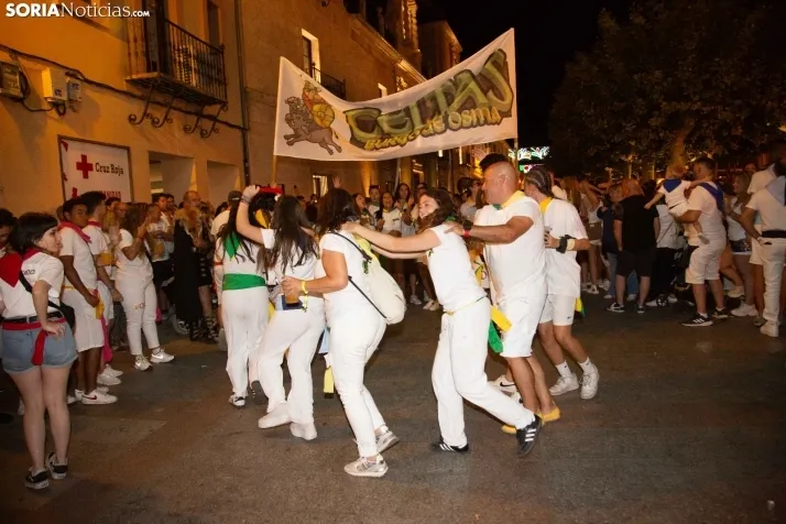 Desfile de peñas El Burgo 2024