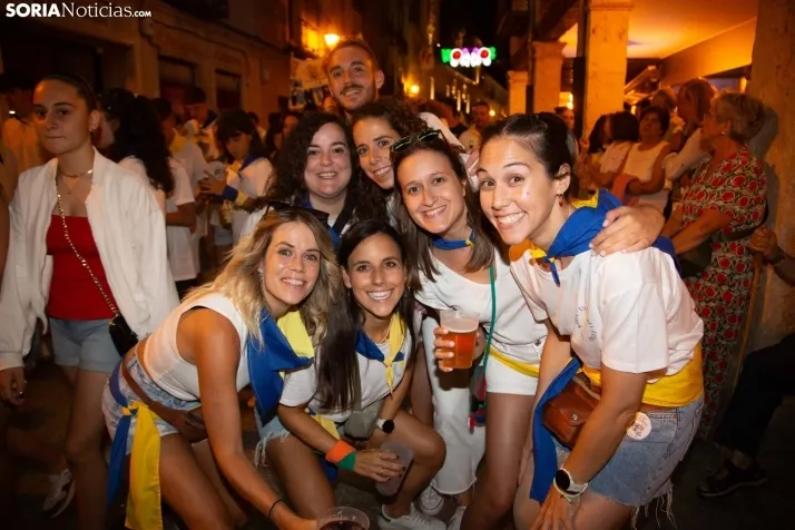 Desfile de peñas El Burgo 2024