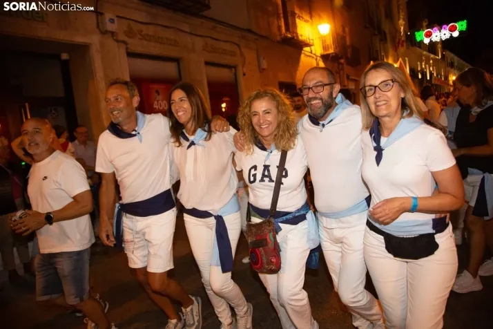 Desfile de peñas El Burgo 2024