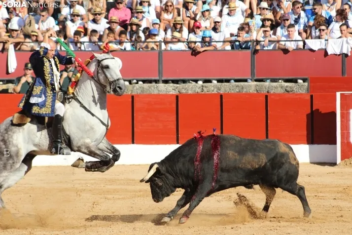 Corrida de Rejones en El Burgo de Osma. /Santos Gómez