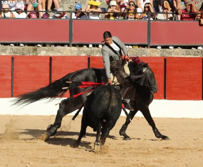 Corrida de Rejones en El Burgo de Osma. /Santos Gómez