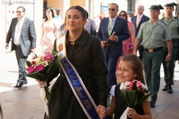 Ofrenda floral Virgen del Espino El Burgo 2024