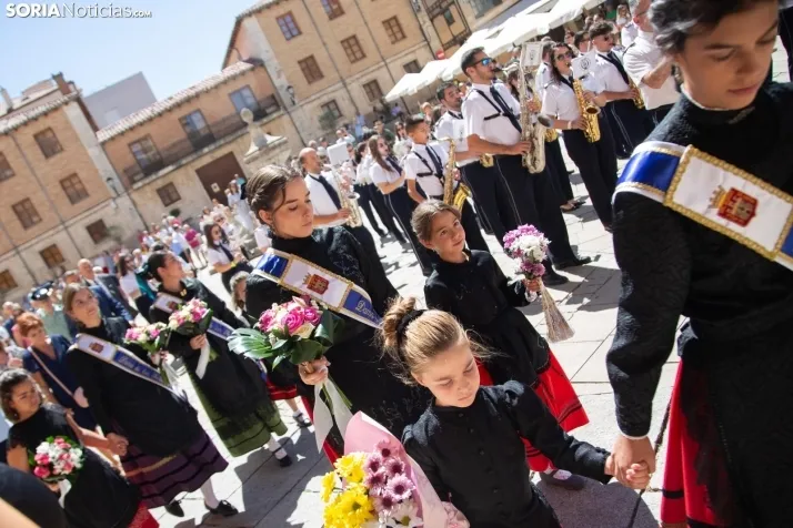 Ofrenda floral Virgen del Espino El Burgo 2024