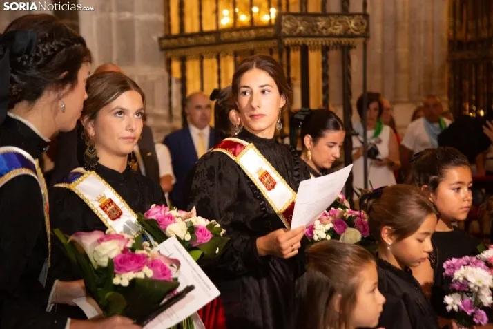Ofrenda floral Virgen del Espino El Burgo 2024