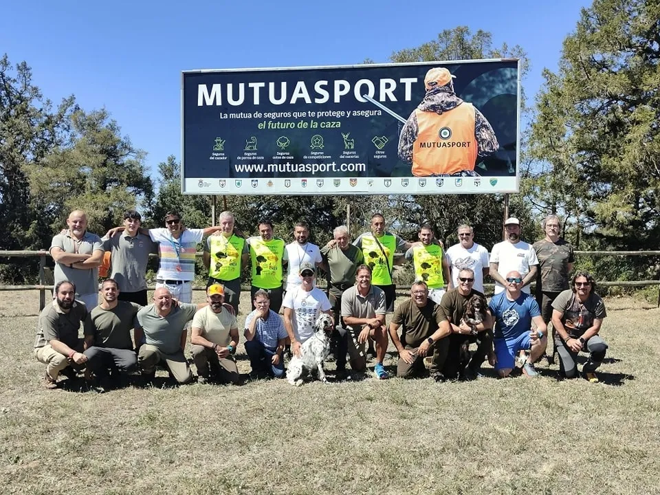Foto 2 - Gran &eacute;xito en el curso de Instructor- Adiestrador de Perros de Caza de Castillejo del Robledo