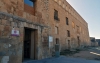 Entrada a la oficina de turismo de Berlanga de Duero, ubicada en la torre del palacio. 