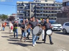 Foto 11 - El barrio m&aacute;s joven de Soria festeja y se reivindica 