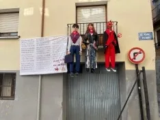 Foto 15 - &Aacute;greda quema sus diablillos y da comienzo a sus fiestas de San Miguel