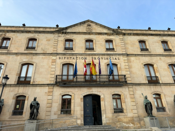 Diputación convoca concurso-oposición para cubrir con carácter interino una plaza de arquitecto y para dotar la bolsa de Técnicos de Administración General