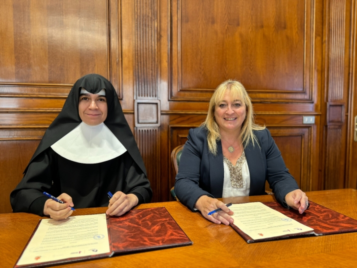La Diputación de Soria renueva su convenio de colaboración con la residencia hogar Santa Cristina de El Burgo de Osma