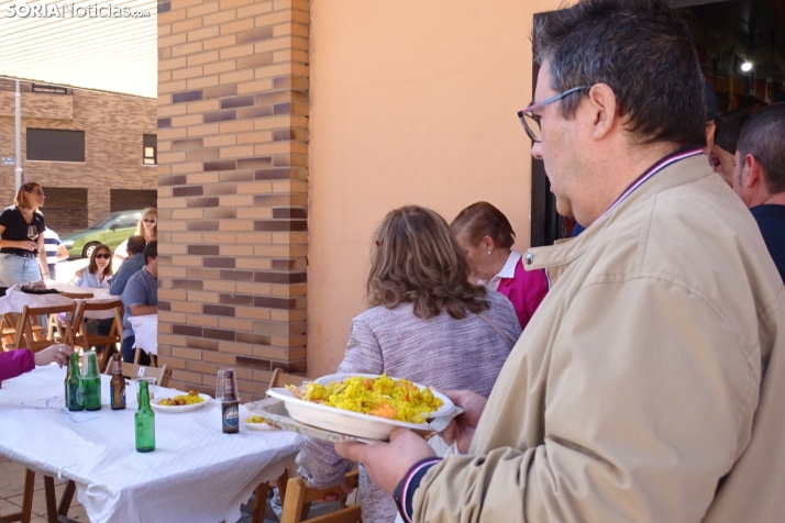 Una imagen de la comida vecinal hoy. /PC