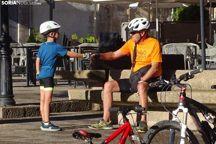 GALER&Iacute;A | Ciclismo, soledado y en familia, este domingo en la capital