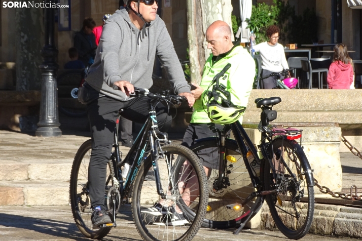 GALER&Iacute;A | Ciclismo, soledado y en familia, este domingo en la capital