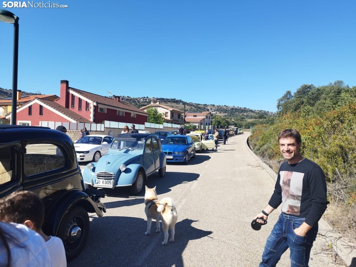 Multitudinario encuentro automovil&iacute;stico en Fuentetoba