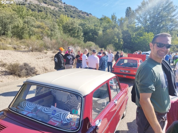 Multitudinario encuentro automovil&iacute;stico en Fuentetoba