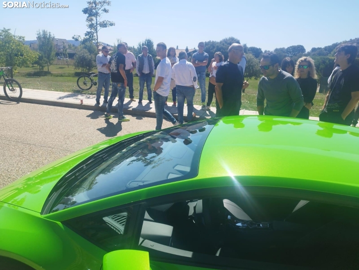 Multitudinario encuentro automovil&iacute;stico en Fuentetoba