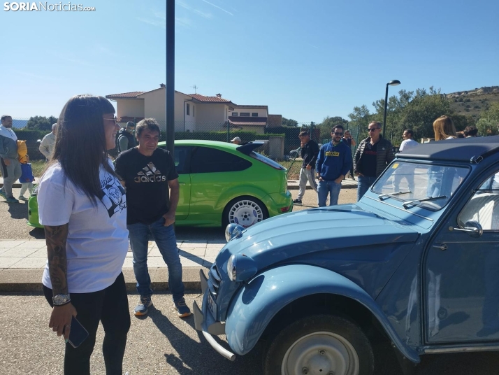 Multitudinario encuentro automovil&iacute;stico en Fuentetoba