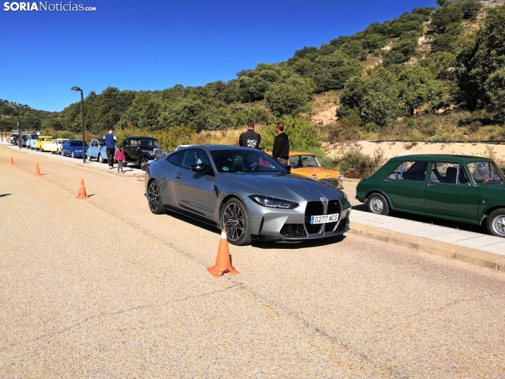 Multitudinario encuentro automovil&iacute;stico en Fuentetoba