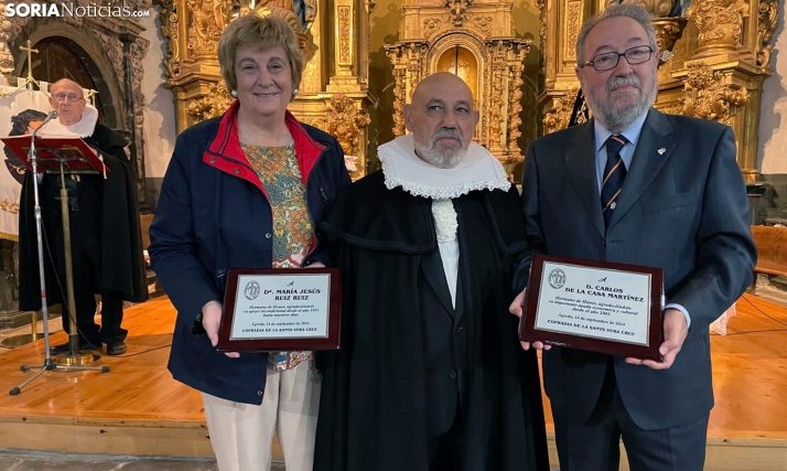 María Jesús Ruiz, José Vicente Omeñaca (presidente) y Carlos de la Casa este sábado. /NG