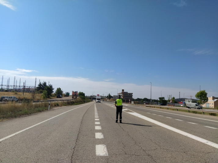 Detenido en Soria tras intentar atropellar a un Guardia Civil, embestir a dos vehículos policiales, dar positivo en drogas y no tener carnet de conducir