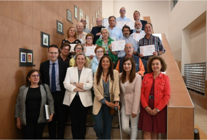 La Junta mantiene abierto el plazo de matrícula del Programa Interuniversitario de la Experiencia