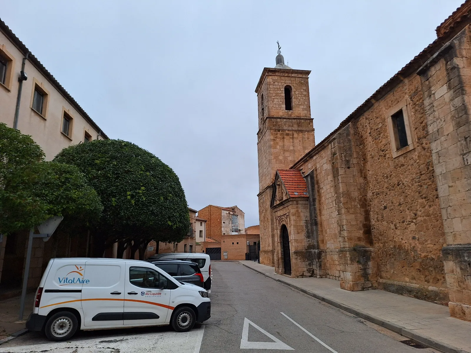 Foto 2 - El Ayuntamiento de Almaz&aacute;n realizar&aacute; obras de pavimentaci&oacute;n, patrimonio y accesibilidad en el municipio