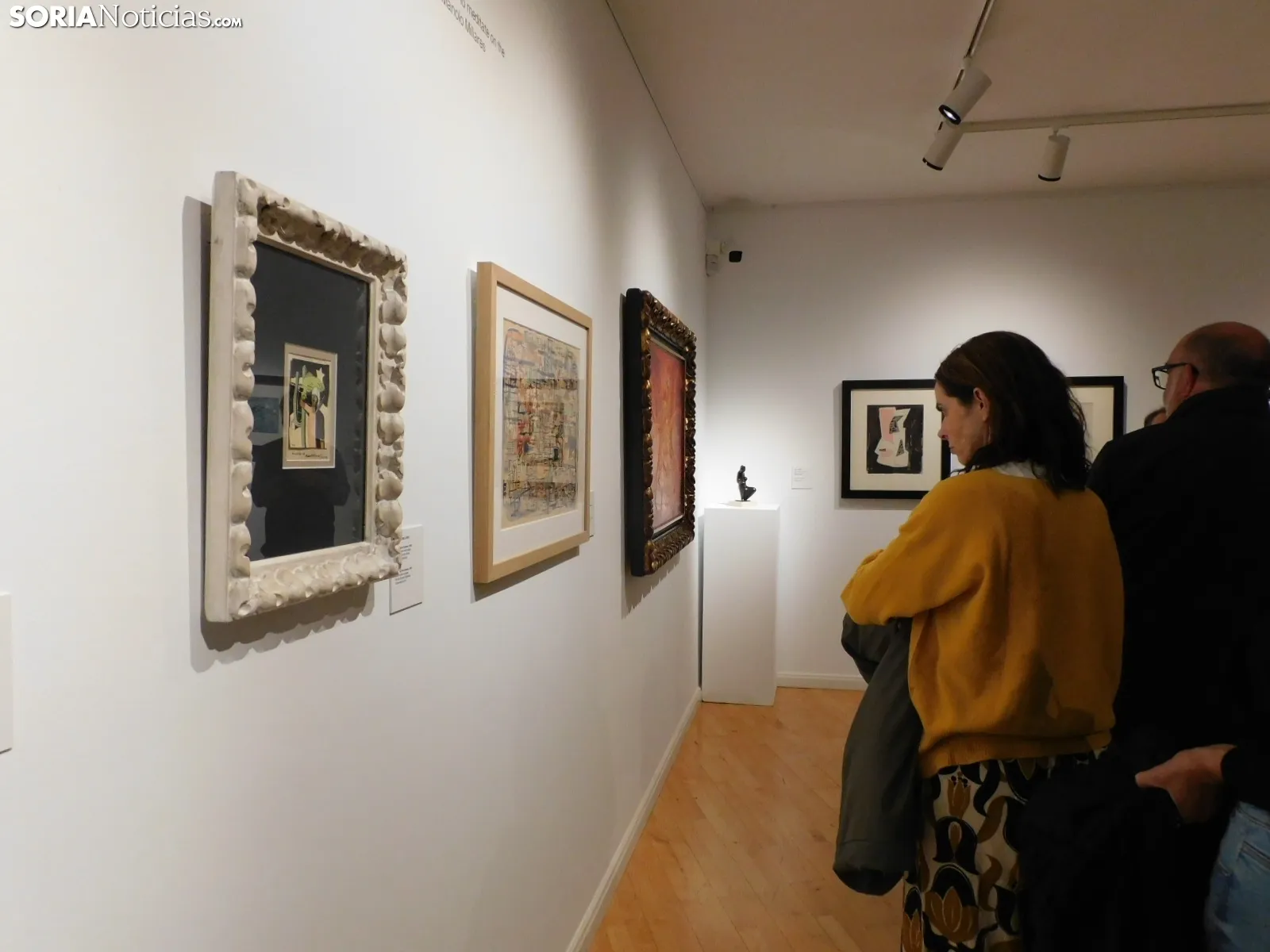 Una imagen de la apertura de la exposición hoy. /PC