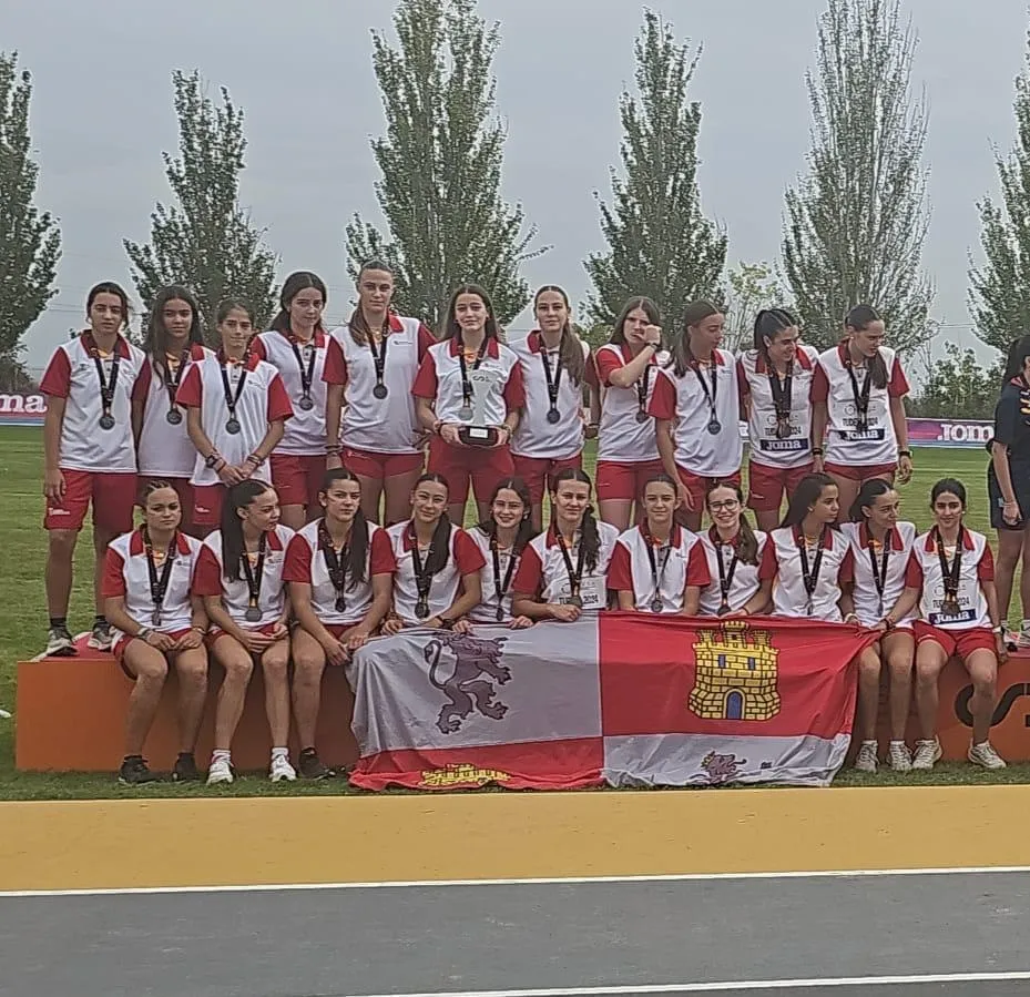 Foto 2 - Gran actuaci&oacute;n de Castilla y Le&oacute;n en el Campeonato de atletismo de Espa&ntilde;a sub-16 por federaciones