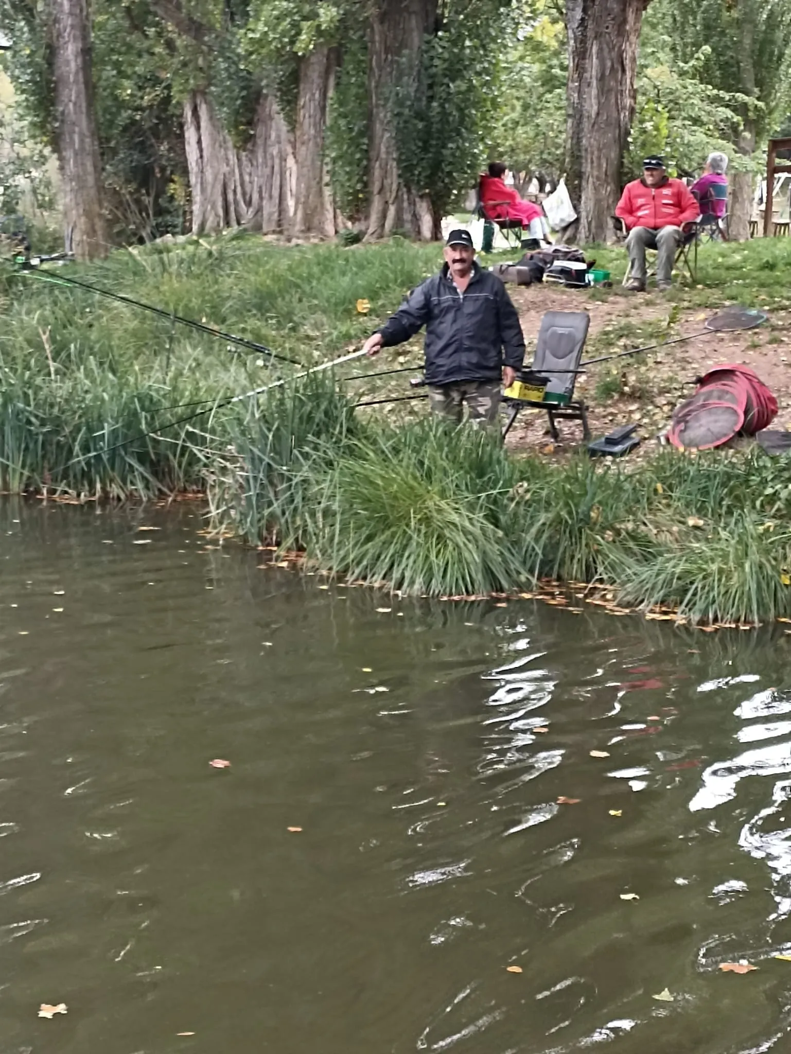 Foto 8 - Estos son los ganadores del Campeonato de Pesca de Cipr&iacute;nidos de San Saturio