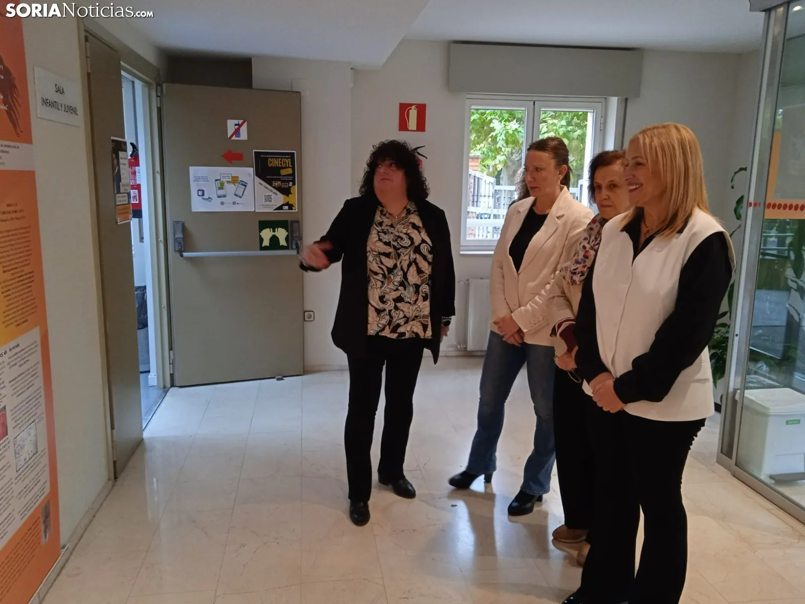 Foto 2 - La Biblioteca municipal celebra su D&iacute;a Internacional con la inauguraci&oacute;n de la muestra &lsquo;Leyendas de Soria&rsquo;