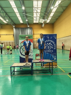 Foto 4 - La cantera del Bádminton Soria no defrauda en el torneo de casa