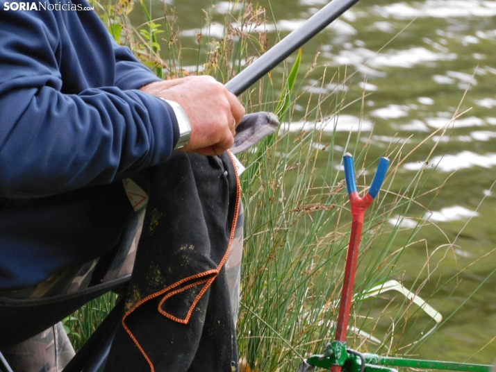 GALER&Iacute;A | La pesca y la paciencia se convierten en los protagonistas de la ma&ntilde;ana de San Saturio