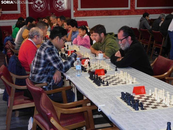 En im&aacute;genes: Los mejores jugadores de ajedrez de la provincia se dan cita en el torneo de San Saturio