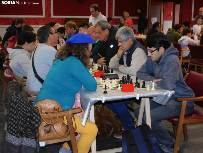 En im&aacute;genes: Los mejores jugadores de ajedrez de la provincia se dan cita en el torneo de San Saturio