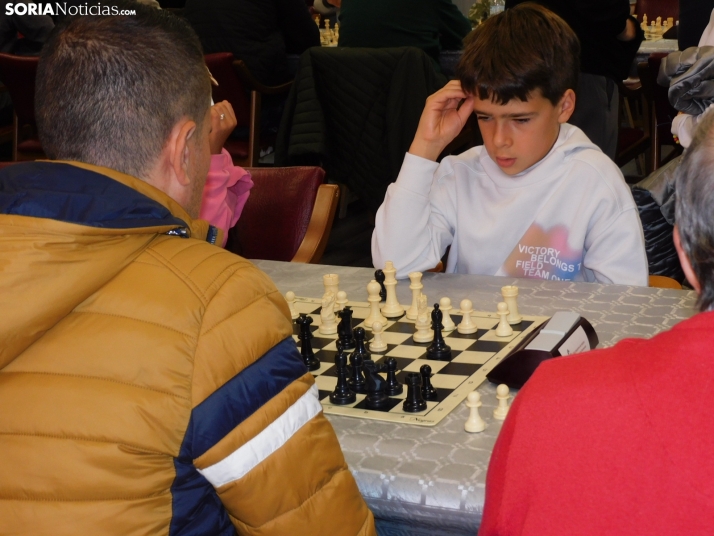 En im&aacute;genes: Los mejores jugadores de ajedrez de la provincia se dan cita en el torneo de San Saturio