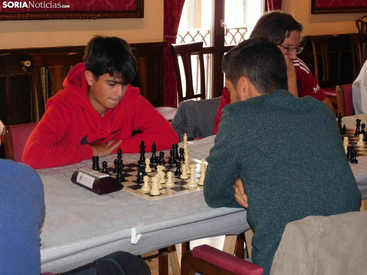 En im&aacute;genes: Los mejores jugadores de ajedrez de la provincia se dan cita en el torneo de San Saturio