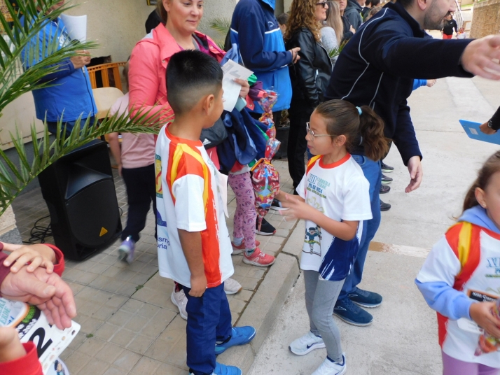 En im&aacute;genes: M&aacute;s de un centenar de j&oacute;venes participan en la Carrera del Pilar