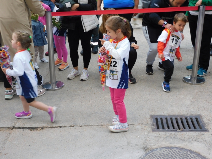 En im&aacute;genes: M&aacute;s de un centenar de j&oacute;venes participan en la Carrera del Pilar