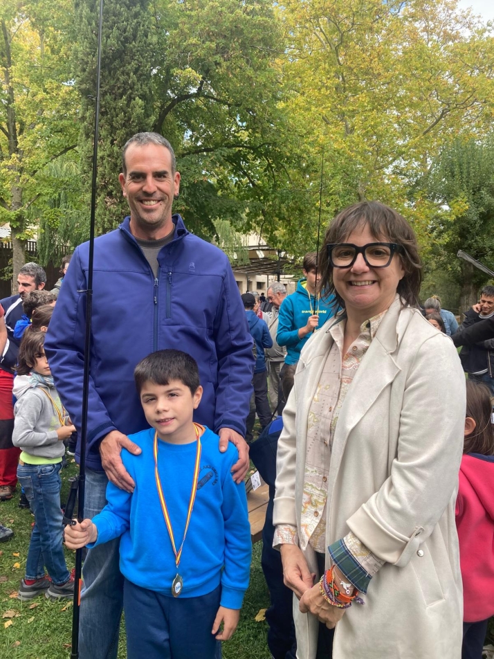 Fotos: Los m&aacute;s peque&ntilde;os tambi&eacute;n se atreven a pescar en el torneo de El Campano Chico