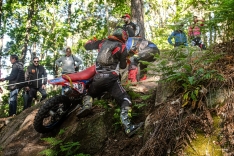 Foto 3 - Fuentetoba acogerá en el finde entre noviembre y diciembre la última prueba del Nacional de hard enduro