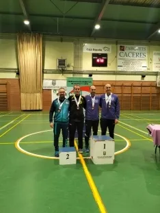 Foto 4 - Las sorianas dominan el &uacute;ltimo Regional absoluto de b&aacute;dminton