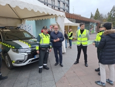 Foto 3 - El subdelegado del Gobierno asiste al taller sobre el uso y montaje de cadenas en los vehículos 