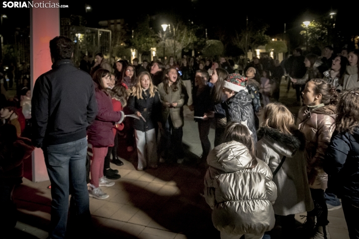 En im&aacute;genes: &Oacute;lvega da comienzo a la Navidad con el encendido de sus luces