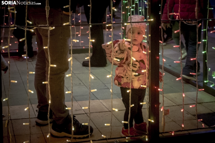 En im&aacute;genes: &Oacute;lvega da comienzo a la Navidad con el encendido de sus luces