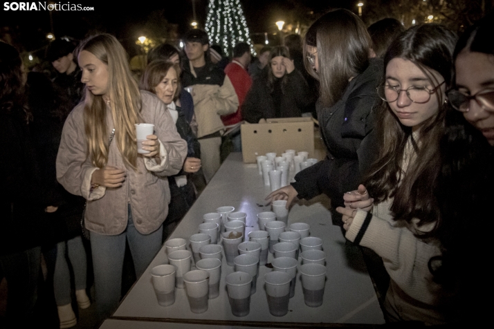 En im&aacute;genes: &Oacute;lvega da comienzo a la Navidad con el encendido de sus luces