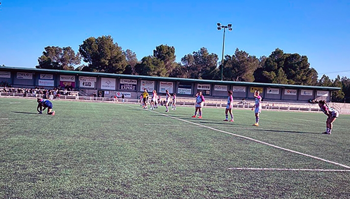 Pese a la abultada derrota, Ingenieros femenino no deja de intentarlo hasta el final